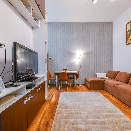 Glam Apartment Клуж-Напока Екстериор снимка