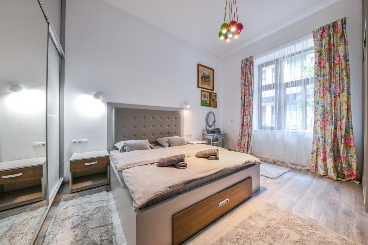Glam Apartment Клуж-Напока Екстериор снимка